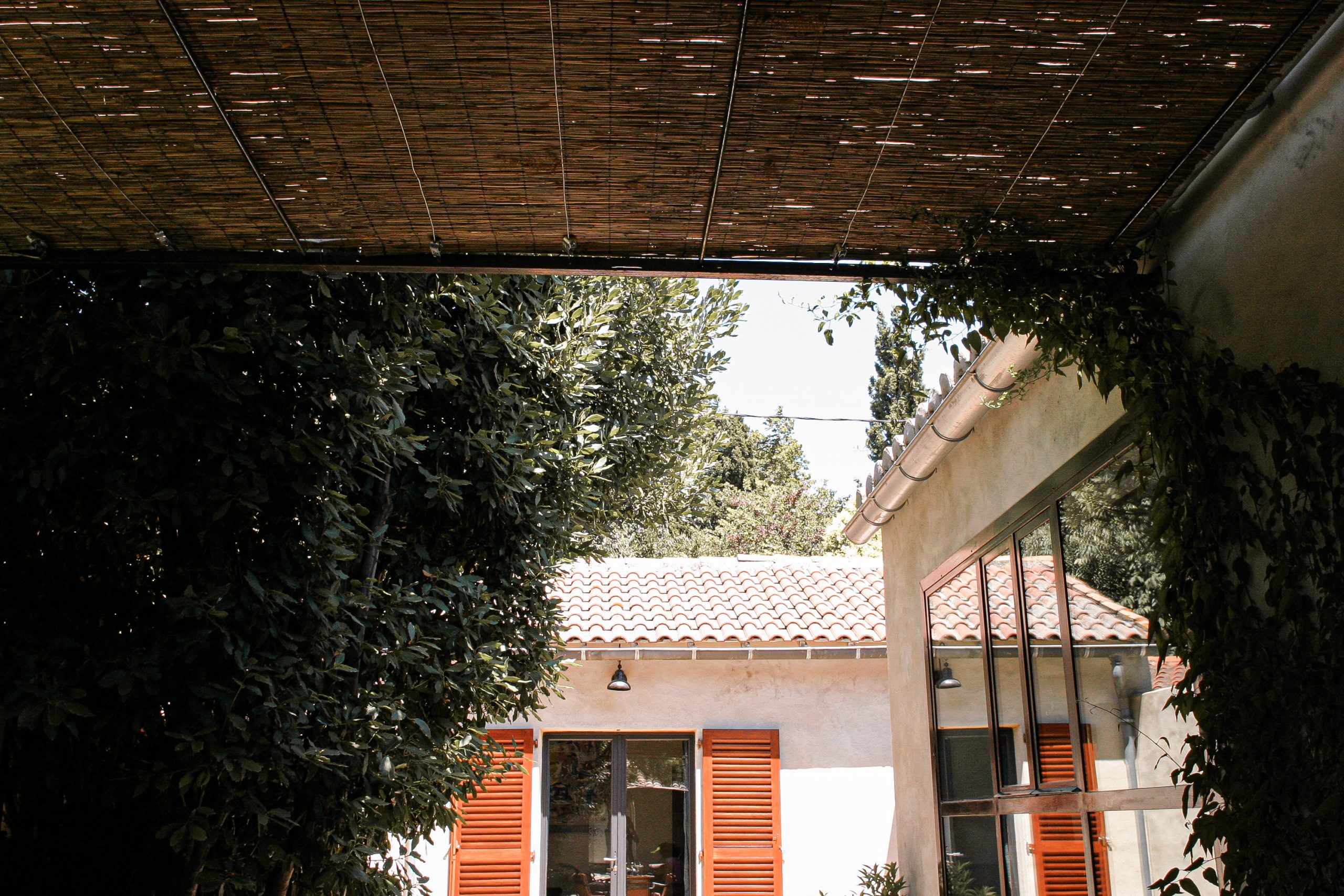 Maison sous le soleil provençal
